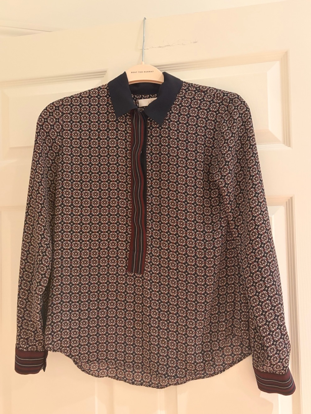 Ann Taylor LOFT Patterned Blouse in Navy & Burgandy